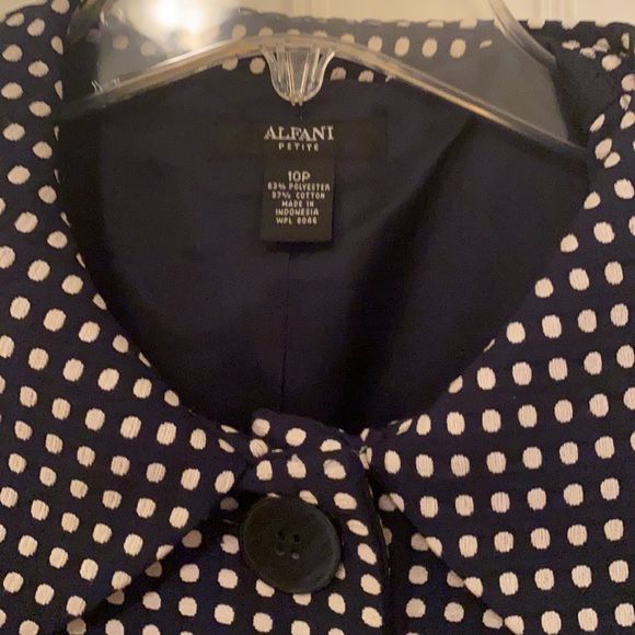 Cropped blazer - Picture 2 of 4